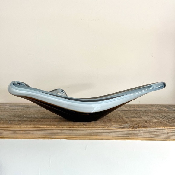 Art Glass Stretch Bowl - Picture 1 of 6